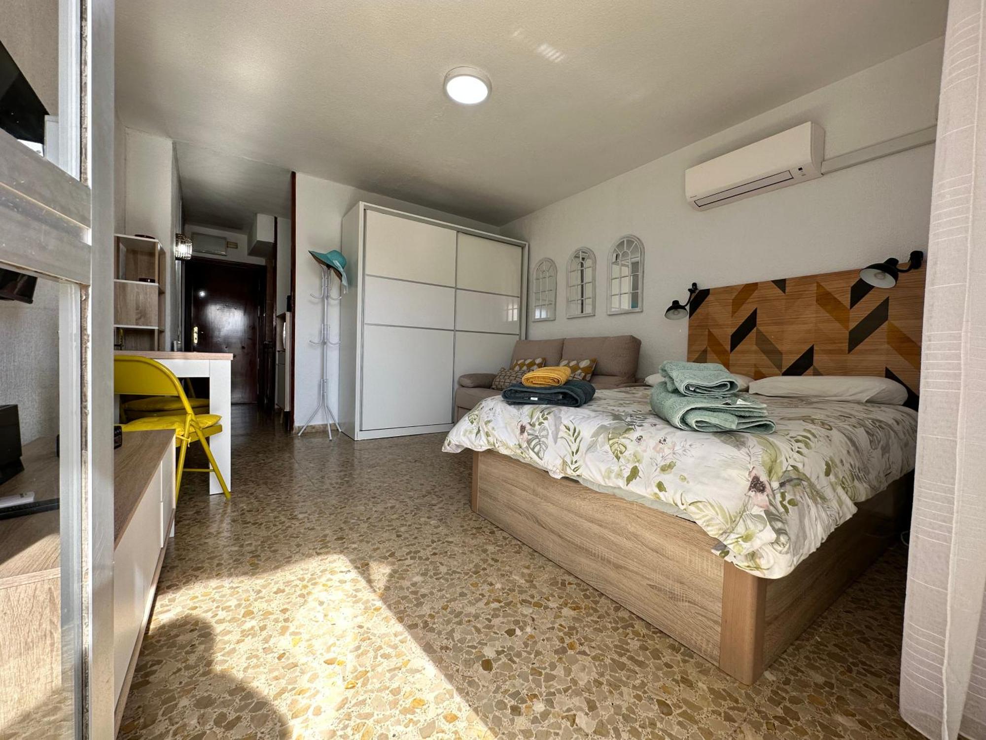 Appartamento Terraza Con Vistas Al Mar, Wifi, Smart Tv, Piscina, Playa, Centro Torremolinos